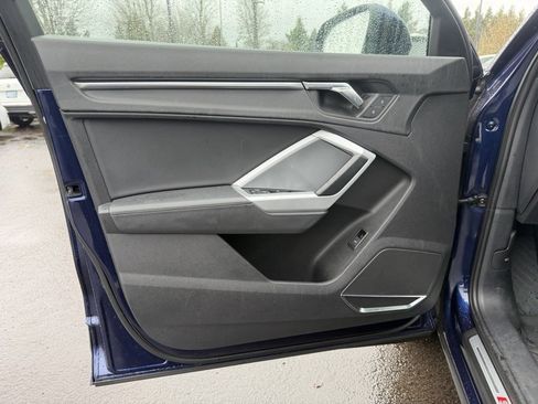 Used 2021 Audi Q3 2.0T Premium Plus w/ Premium Plus Package image 12