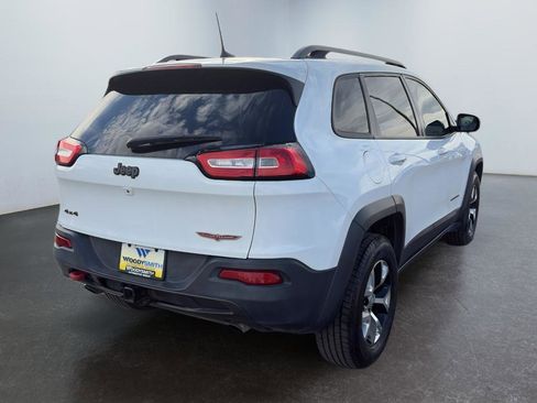 Used 2016 Jeep Cherokee Trailhawk w/ Cold Weather Group image 5