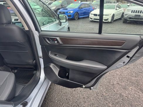 Used 2016 Subaru Legacy 3.6R Limited image 22