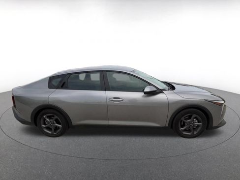Used 2025 Kia K4 FWD image 16