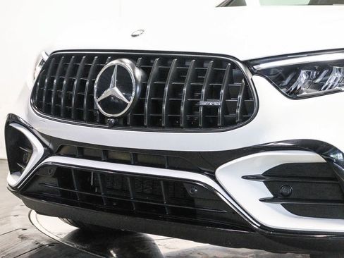 Used 2026 Mercedes-Benz GLC 43 AMG 4MATIC image 8