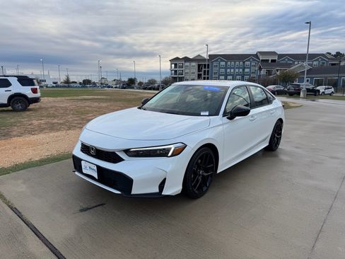 Certified 2026 Honda Civic Sport image 4