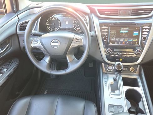 Used 2023 Nissan Murano SV image 13