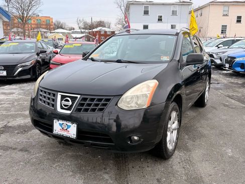 Used 2009 Nissan Rogue SL w/ Premium Pkg image 1