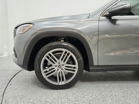Used 2022 Mercedes-Benz GLS 450 4MATIC image 37