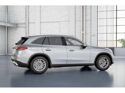 New 2026 Mercedes-Benz GLC 300 4MATIC image 18