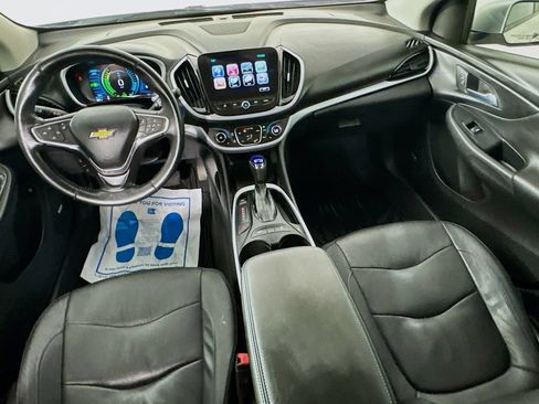 Used 2017 Chevrolet Volt LT w/ Comfort Package FWD image 27