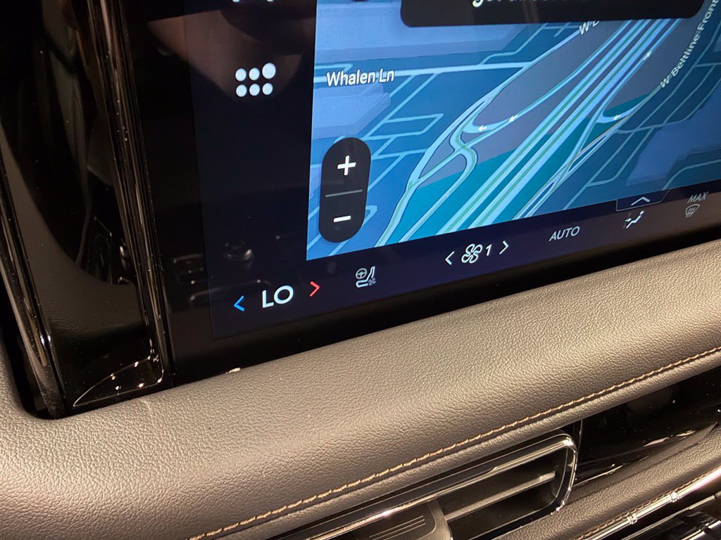 New 2027 Lincoln Aviator Reserve AWD/4WD image 13