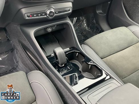 Used 2023 Volvo XC40 Recharge Plus w/ Protection Package Premier AWD/4WD image 44