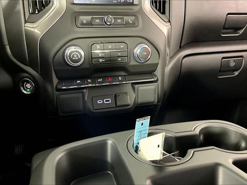 New 2026 GMC Sierra 1500 Pro AWD/4WD image 7