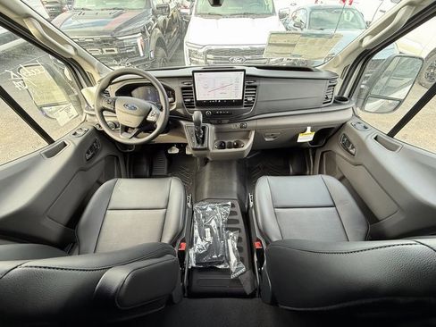 New 2026 Ford Transit 250 148 Medium Roof w/ Load Area Protection Package image 13