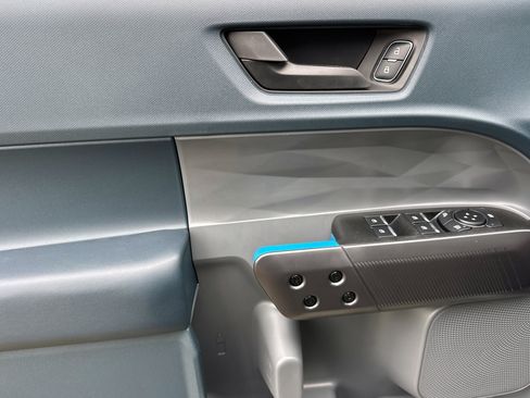 New 2026 Ford Maverick Lobo AWD/4WD image 10
