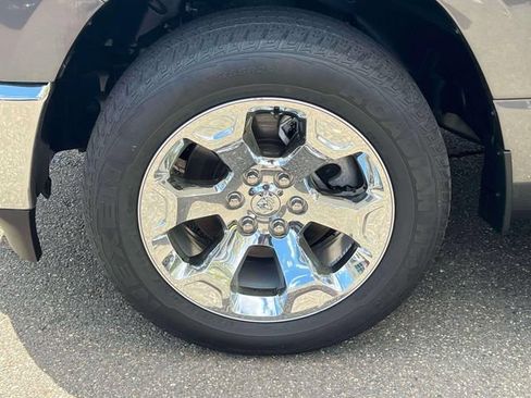 Used 2022 RAM 1500 Big Horn AWD/4WD image 8