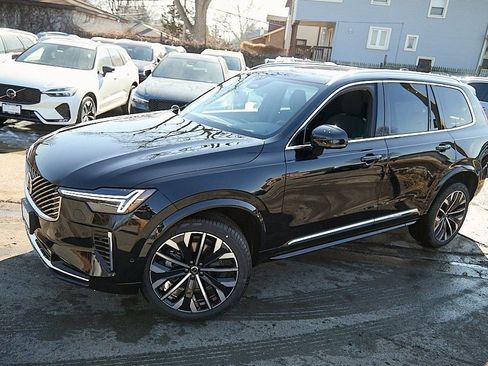 New 2026 Volvo XC90 B6 Plus w/ Protection Package Premier image 3