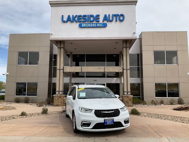 Used 2021 Chrysler Pacifica Touring-L FWD 360° Tour