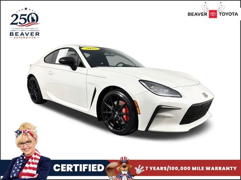 Used 2025 Toyota GR86 Premium w/ Performance Package RWD image 1
