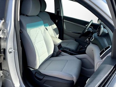 Used 2019 Hyundai Tucson SE w/ Cargo Package AWD/4WD image 7