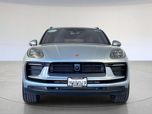 Certified 2026 Porsche Macan AWD/4WD image 11