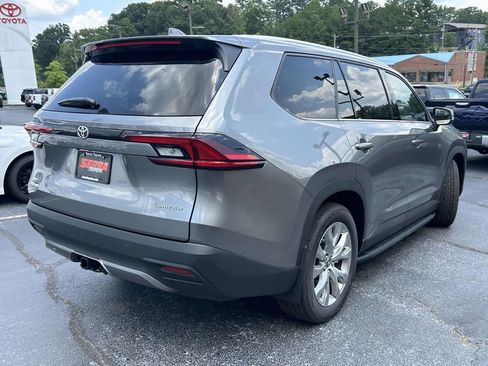 New 2026 Toyota Grand Highlander AWD image 3