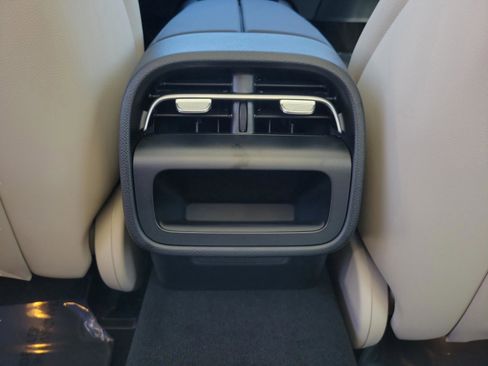 Used 2026 Mercedes-Benz E 350 Sedan image 21