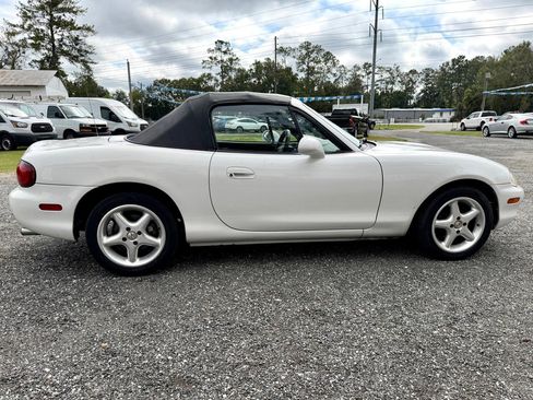 Used 1999 MAZDA MX-5 Miata image 4