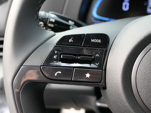 New 2025 Hyundai Elantra Sport image 14