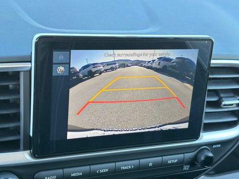 Used 2026 Hyundai Venue SEL FWD image 19