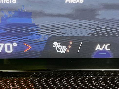 Used 2024 Chevrolet Traverse Z71 w/ Enhanced Driving Package image 20