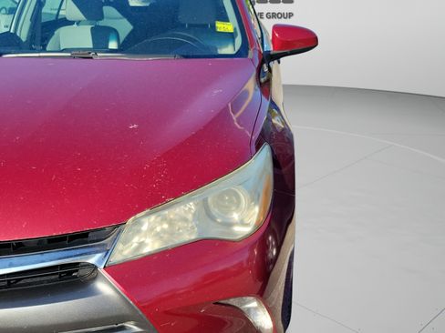Used 2016 Toyota Camry LE FWD image 9