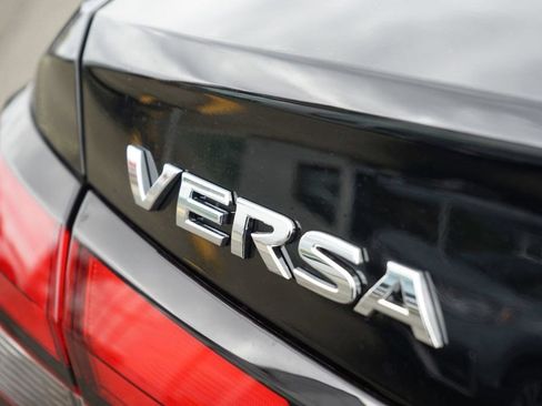 Used 2025 Nissan Versa SV w/ Trunk Package FWD image 8