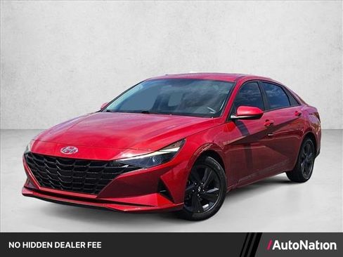Used 2022 Hyundai Elantra SEL FWD image 1