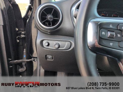 Used 2024 Chevrolet Blazer LT image 13