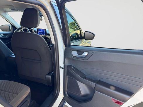 Used 2021 Ford Escape SE AWD/4WD image 17