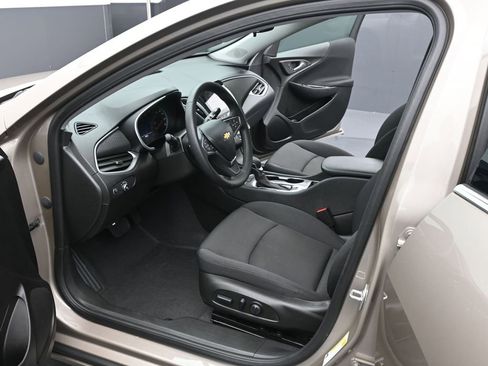 Used 2025 Chevrolet Malibu RS w/ LPO, Floor Liner Package image 14