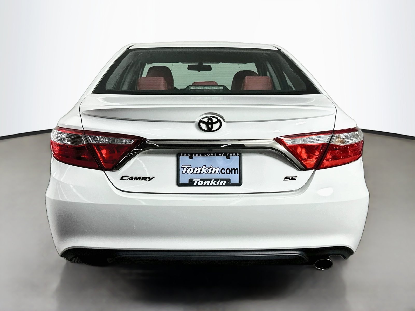 Used 2017 Toyota Camry SE w/ Protection Package (Q2) FWD image 7