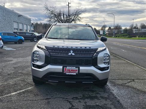 New 2025 Mitsubishi Outlander SEL Black Edition image 2