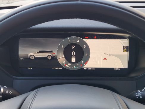 Certified 2025 Land Rover Range Rover Velar Dynamic SE AWD/4WD image 12
