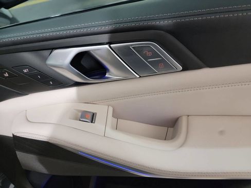 Used 2021 BMW X7 xDrive40i w/ Executive Package image 33