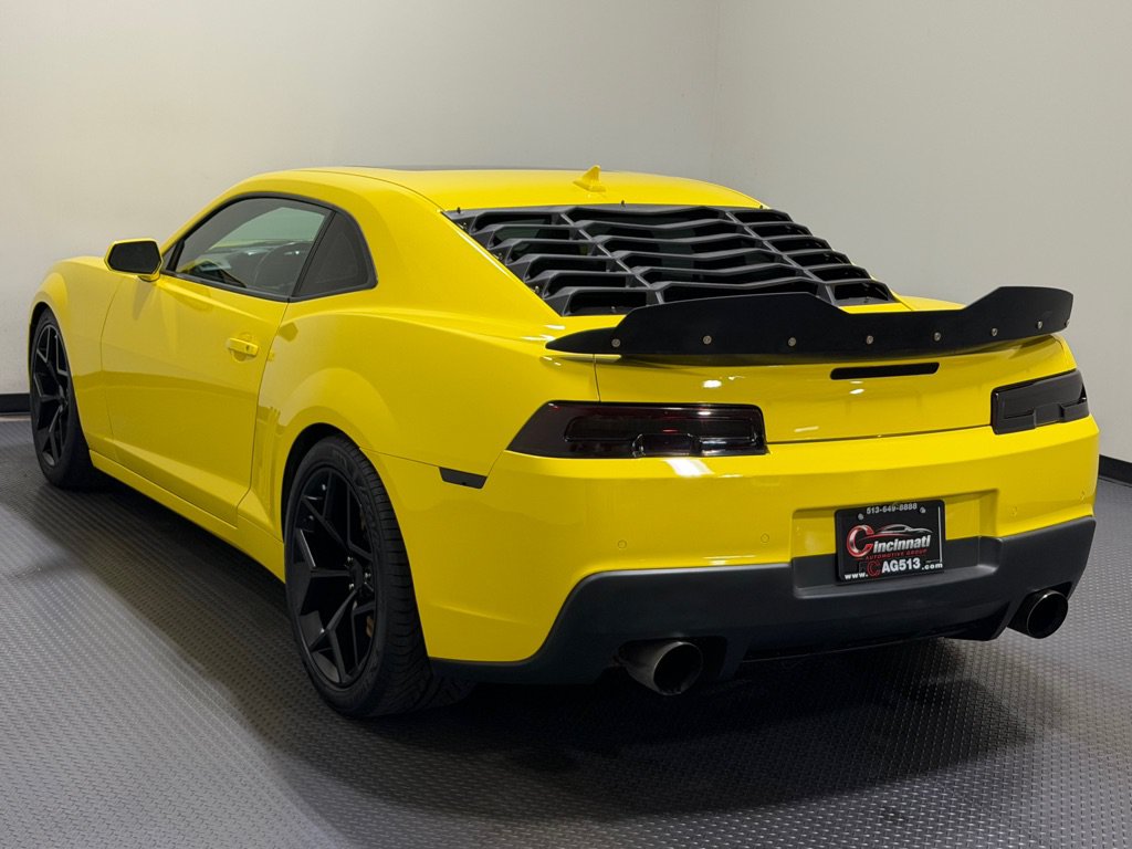 Used 2015 Chevrolet Camaro SS w/ RS Package RWD image 7