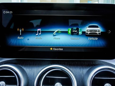 Used 2020 Mercedes-Benz C 300 Sedan image 23