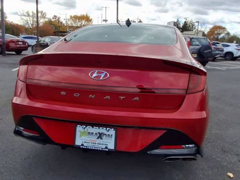 Used 2020 Hyundai Sonata SEL w/ Convenience + Sunroof Package image 3