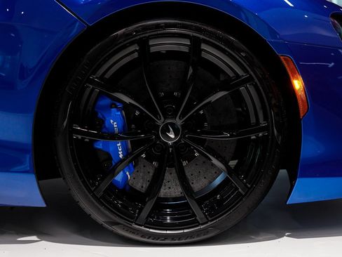 New 2026 McLaren Artura Spider RWD image 18
