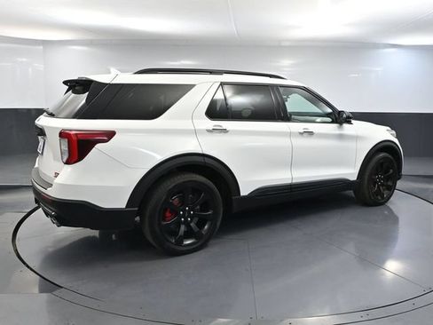 Used 2020 Ford Explorer ST w/ ST Street Pack AWD/4WD image 4