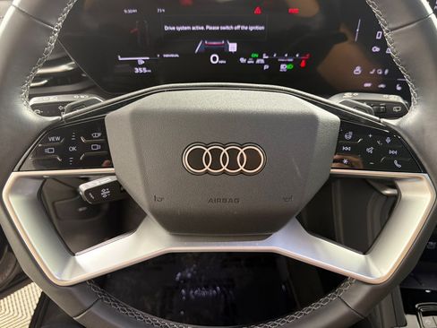 Used 2025 Audi Q5 Premium Plus w/ Premium Plus AWD/4WD image 23