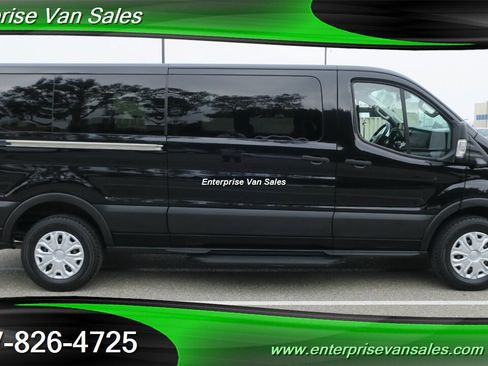 Used 2023 Ford Transit 350 XLT image 4