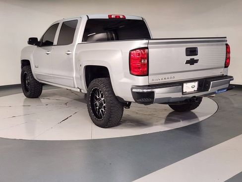 Used 2018 Chevrolet Silverado 1500 LT w/ Texas Edition image 6