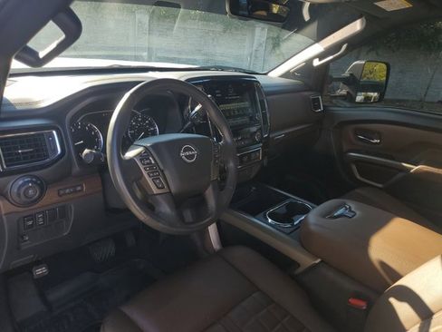 Used 2023 Nissan Titan Platinum Reserve w/ Moonroof Package image 28