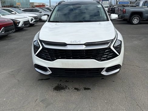 Used 2025 Kia Sportage EX w/ EX Premium Package image 2