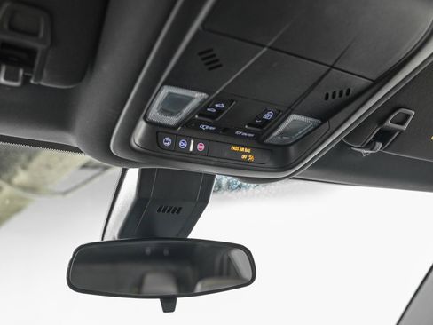 Used 2023 Chevrolet Equinox RS w/ RS Leather Package image 24