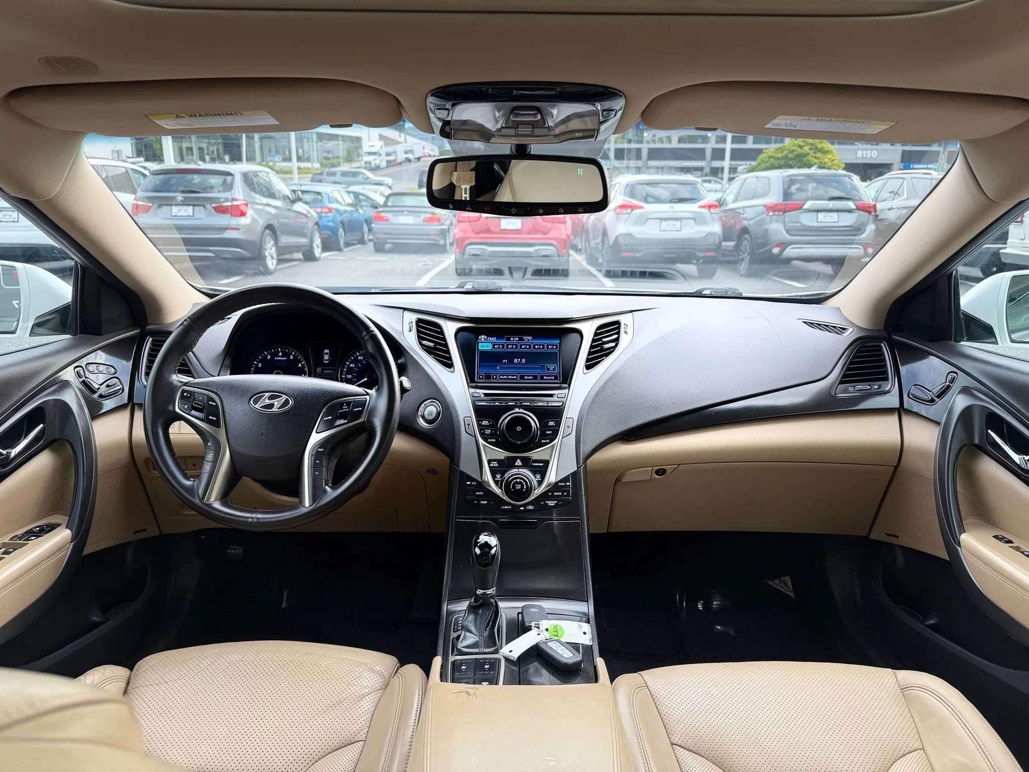 Used 2013 Hyundai Azera w/ Technology Pkg FWD image 11